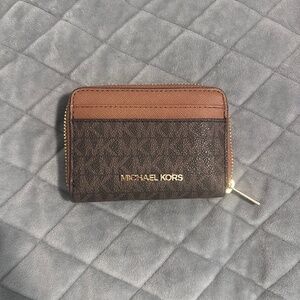 Michael kors wallet